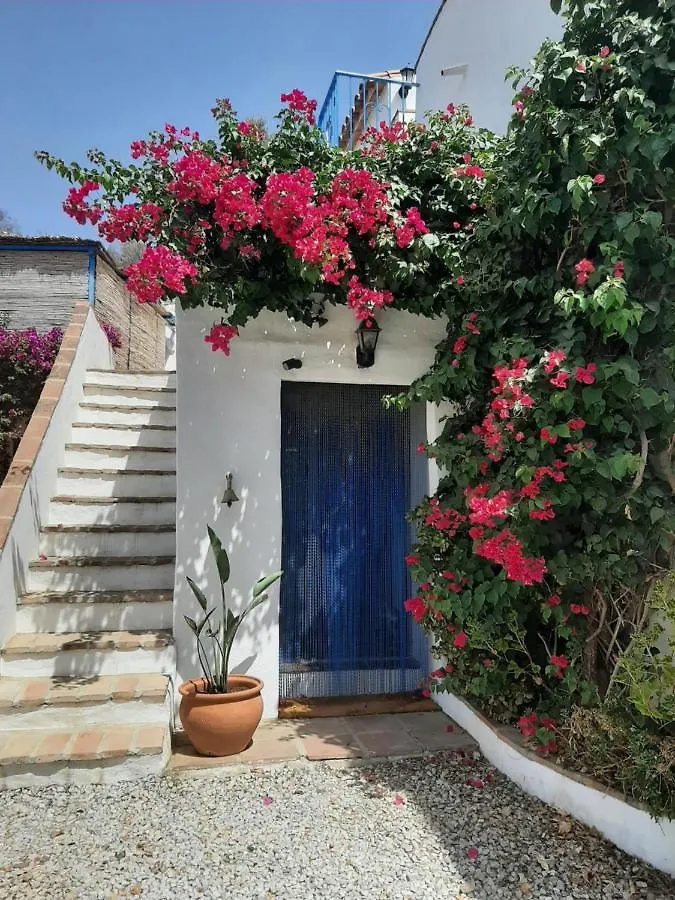 Gospodarstwo wiejskie Attico Los Montes With Private Pool Viñuela